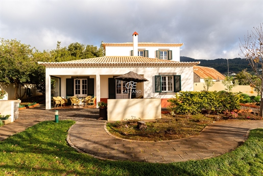 Luxurious villa with swimming pool | Ponta do Sol
