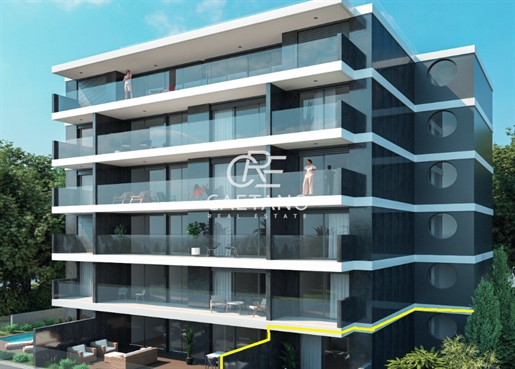 Ausgezeichnetes Luxus-Apartment mit 2 Schlafzimmern in der Nähe von Funchal Bay