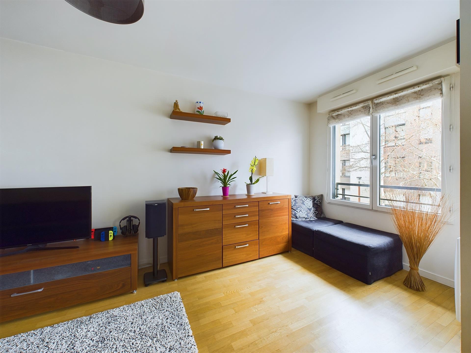 De Vânzare – Apartament de familie perfect pentru expatriați – Issy-les-Moulineaux (92130)