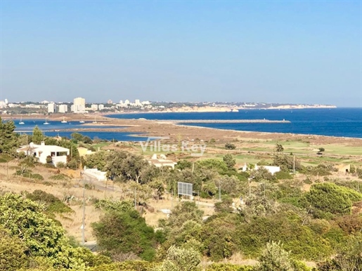 Magnifici terreni in vendita a Meia Praia