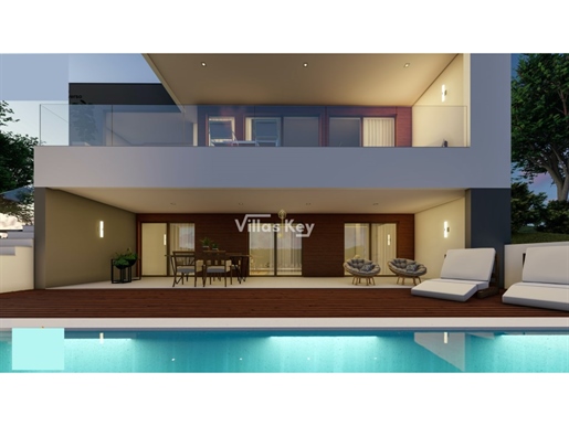 Villa 3 quartos, escritório, garagem, piscina, vista mar.