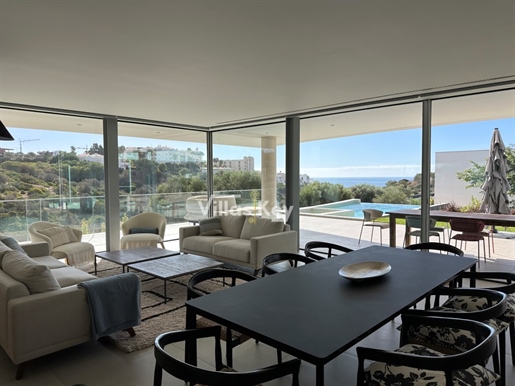 Neue moderne Villa mit Meerblick zum Verkauf in Lagos, Algarve, Portugal