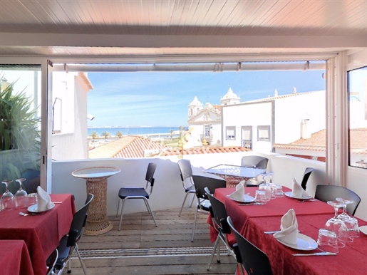 Restaurante no centro de Lagos/Algarve , com esplanada