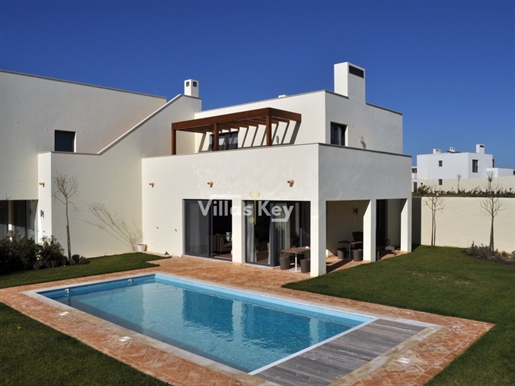 Villas with private pool in resort in Sagres