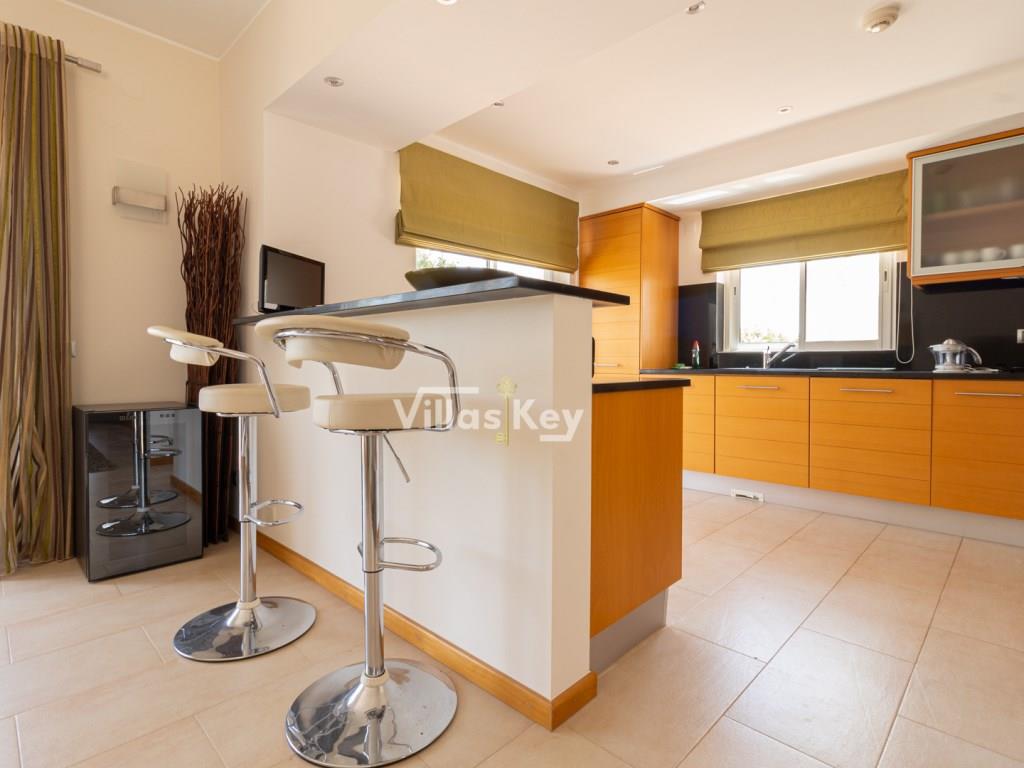 Villa mit 3 Schlafzimmern in Golf