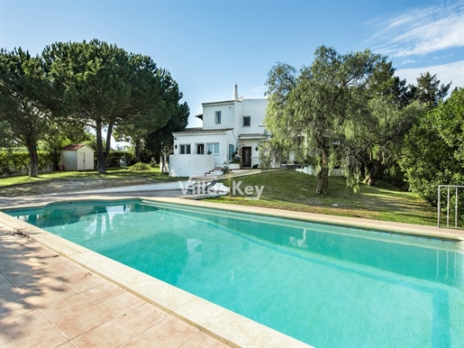 Villa con 4 camere da letto e piscina