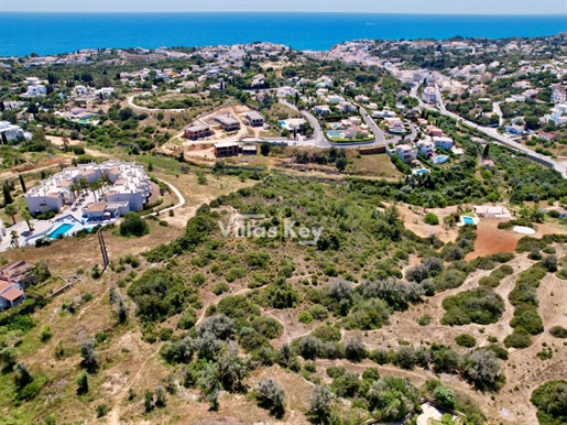 Land in the heart of Carvoeiro