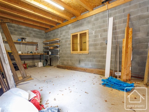 A 70m2 workshop with loft space, with scope to convert into a residential property.