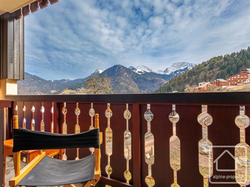 A one bedroom apartment with coin montagne and ski locker, at the foot of the ski slopes.