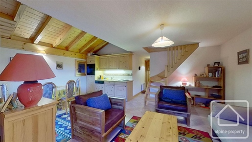 3 bedroom apartment in a small development in the heights of Les Contamines opposite Mont Joly.