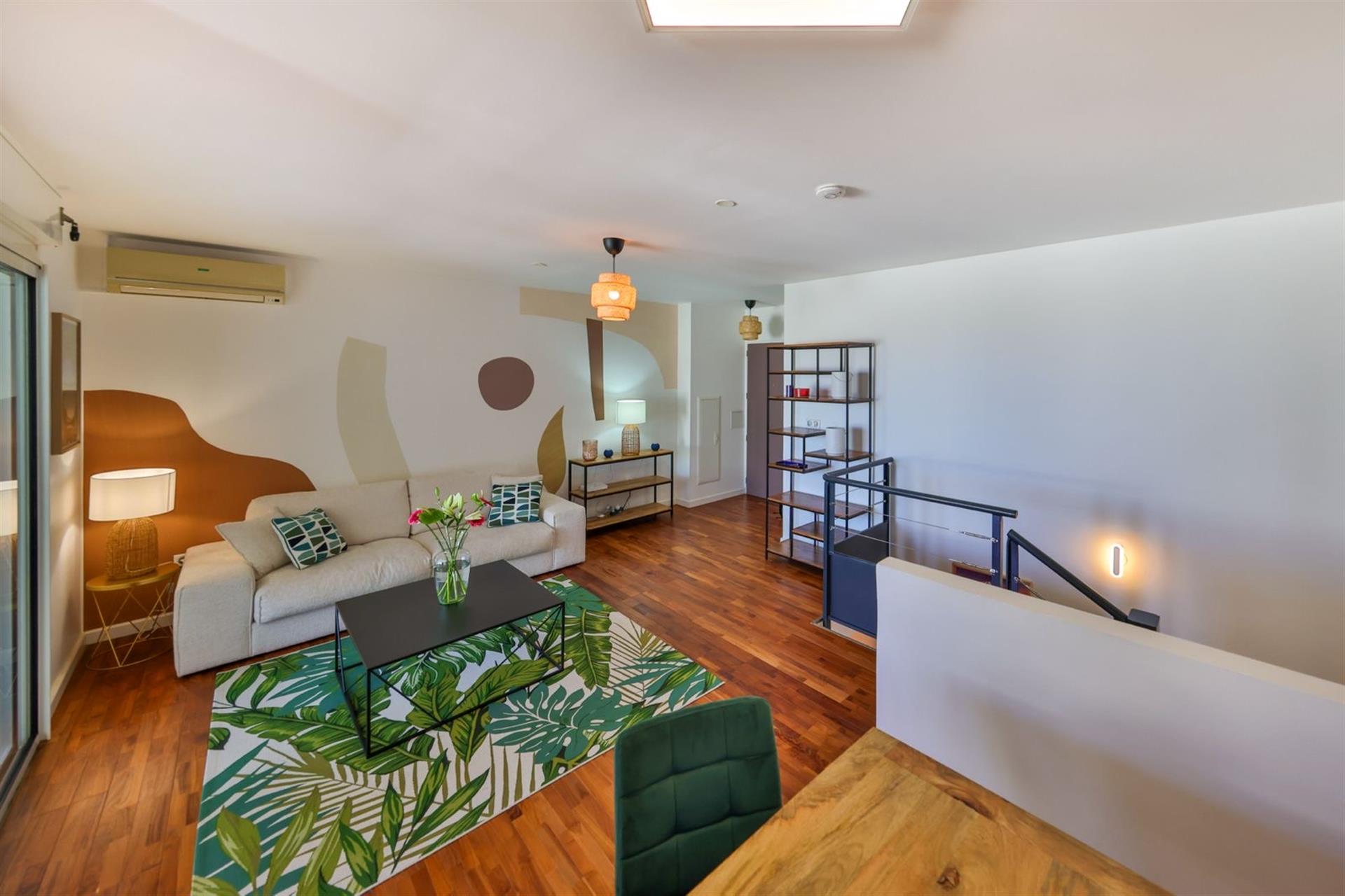 Sällsynt - till salu – Bahia Beach | High-end F3 duplex med trädgård, terrasser och premiummöbler i