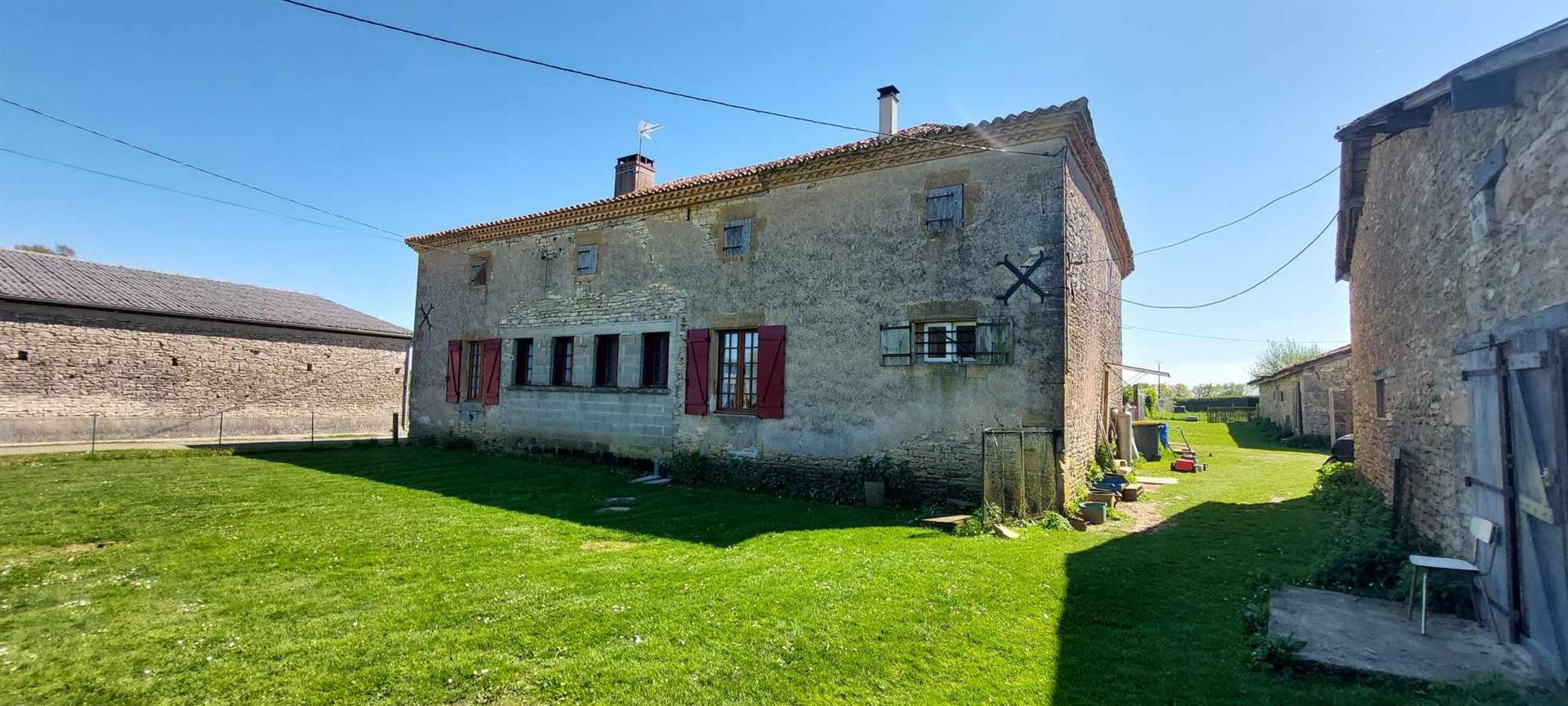Maison à la campagne