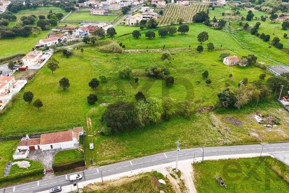 ? Unique Opportunity | Plot with Approved Project for 28 Houses – Caldas da Rainha ?