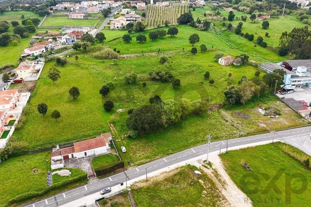 ? Unique Opportunity | Plot with Approved Project for 28 Houses – Caldas da Rainha ?