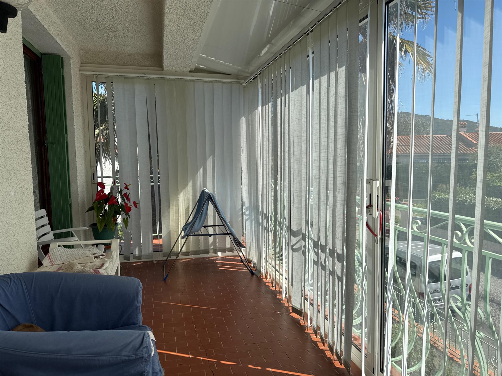 124M2 House Composed Of Two Apartments With Garden