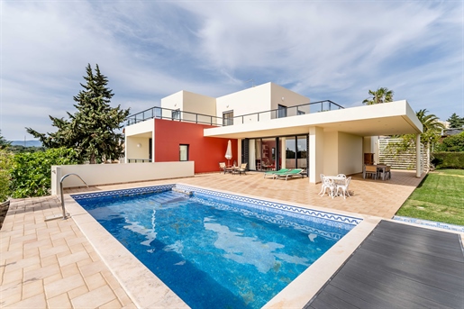 Fantastic contemporary villa with pool and unobstructed views