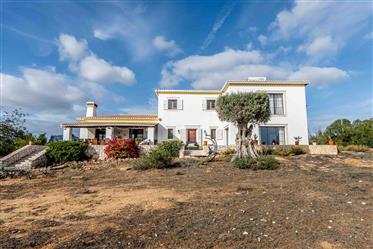 "Casa para Além do Mar " Découvrez Votre Maison de Rêve au Cœur de l'Algarve