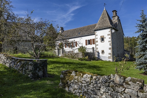 Altes Haus von 224 m² auf einem Grundstück von 2,8 Hektar