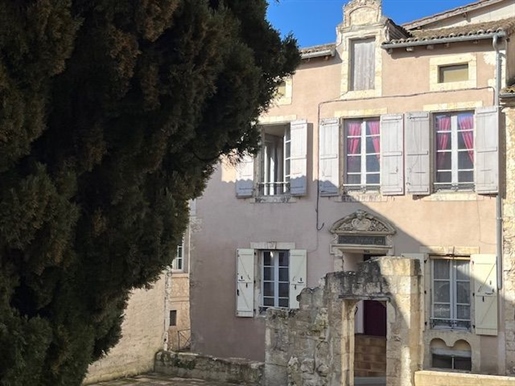 Townhouse in the historic centre of Lectoure