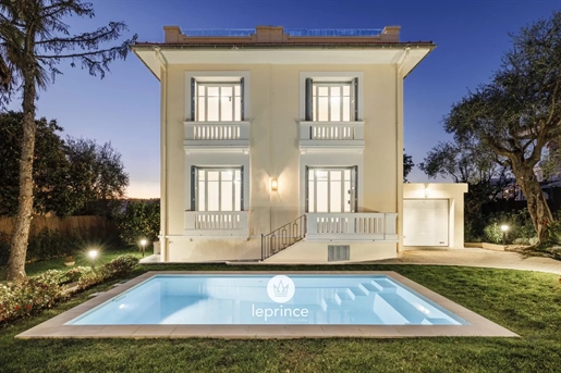 Nizza Cimiez - Ausgezeichnete Villa mit 7 Zimmern - Pool