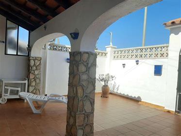 Semi-Detached house located about 750m from Riells beach