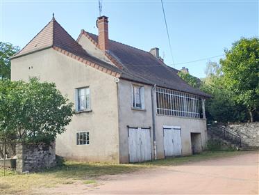 Old farmhouse on 6,322m².