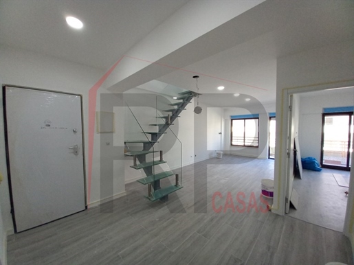 3 Bedroom Duplex Apartment - Costa da Caparica