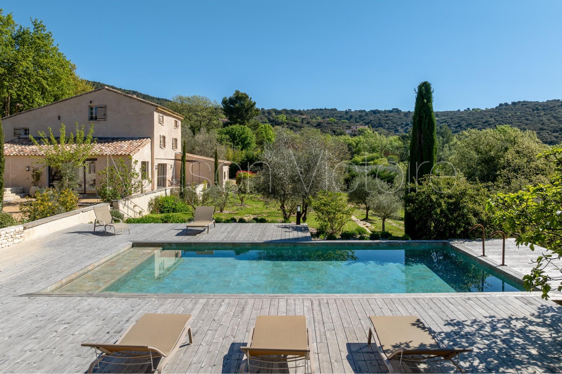 Superbly renovated property on the edge of the village