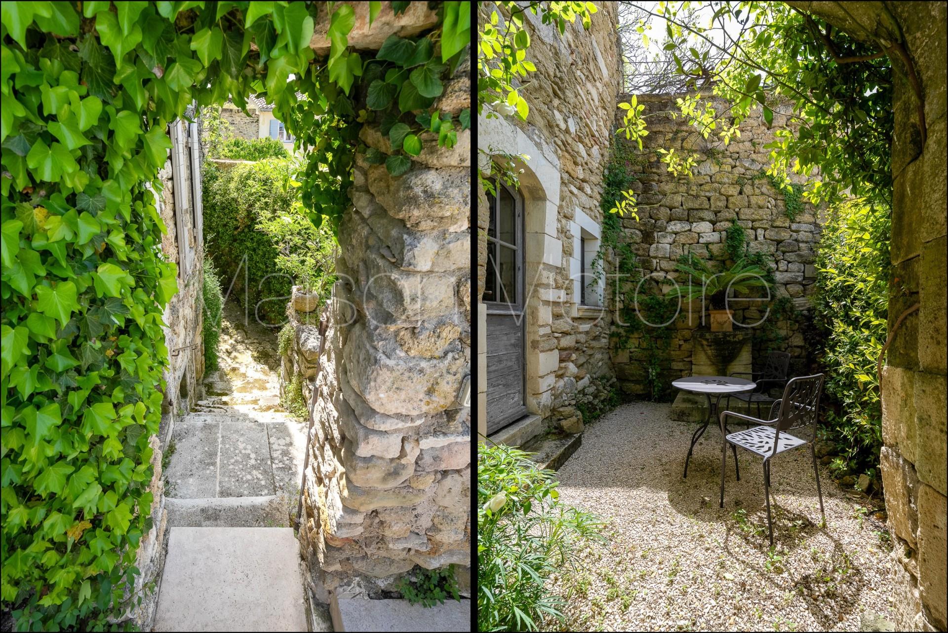 Alluring village house with pool and spectacular views.