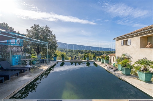 Exceptional property perched above the sought-after village of M
