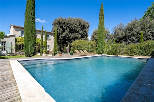 Bastide-Style property with stunning garden