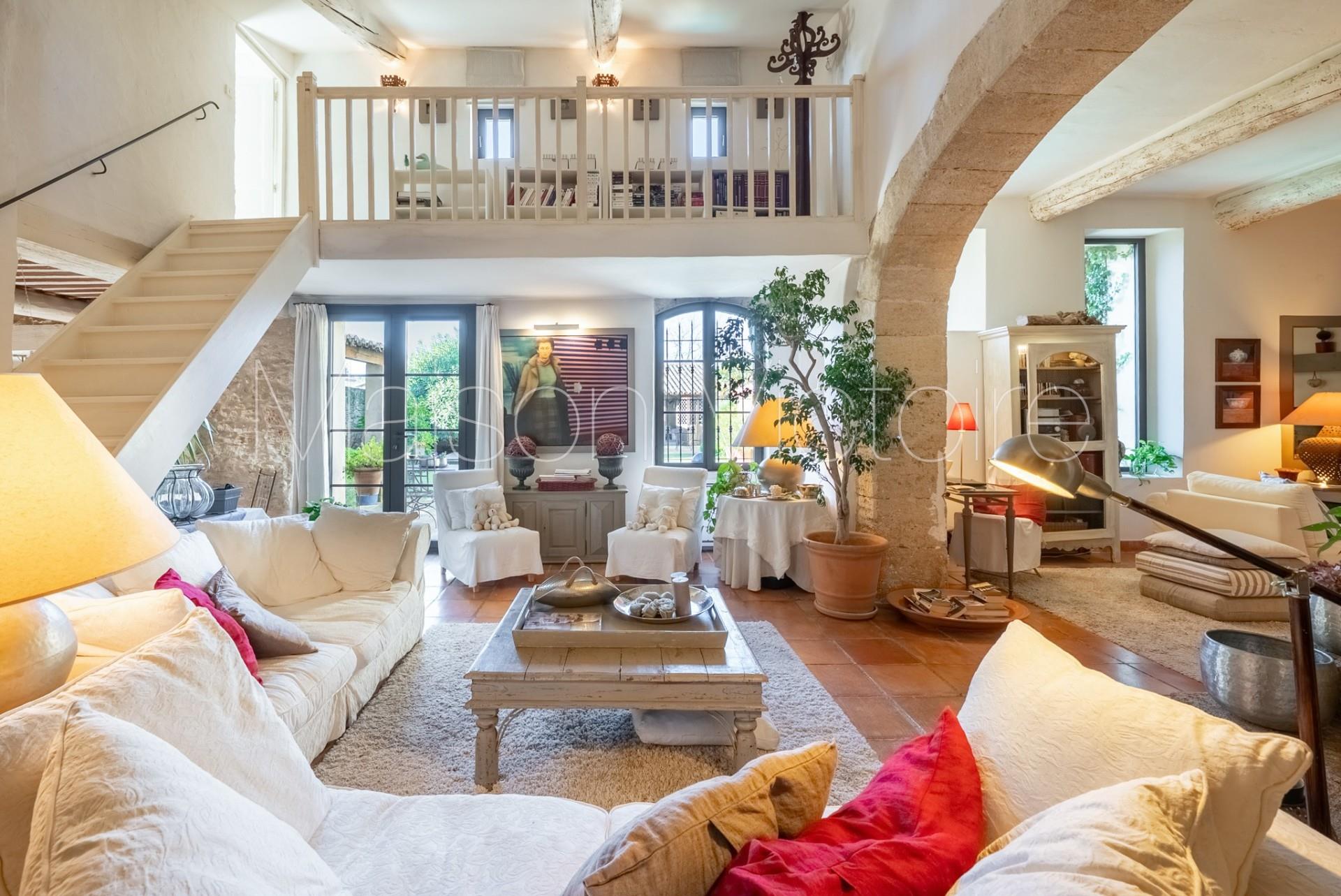 Authentic 18th century village house with walled garden and pool - 11