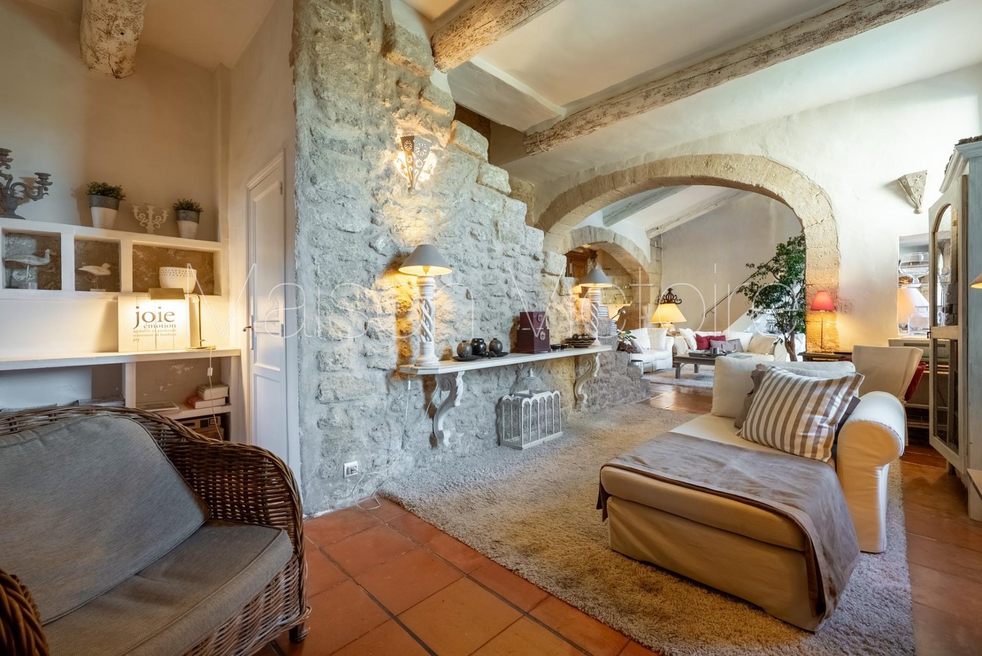 Authentic 18th century village house with walled garden and pool - 12