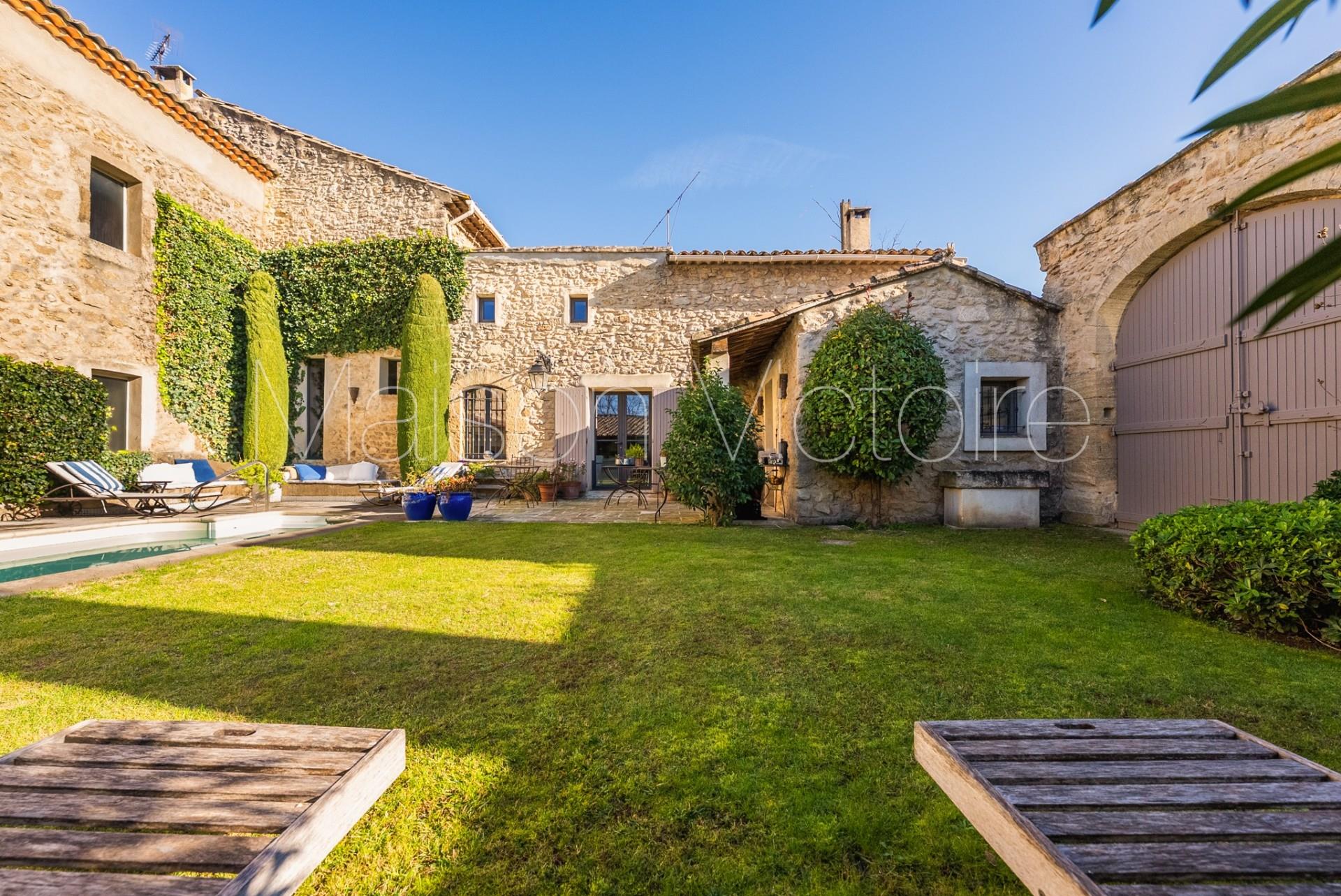 Authentic 18th century village house with walled garden and pool - 5