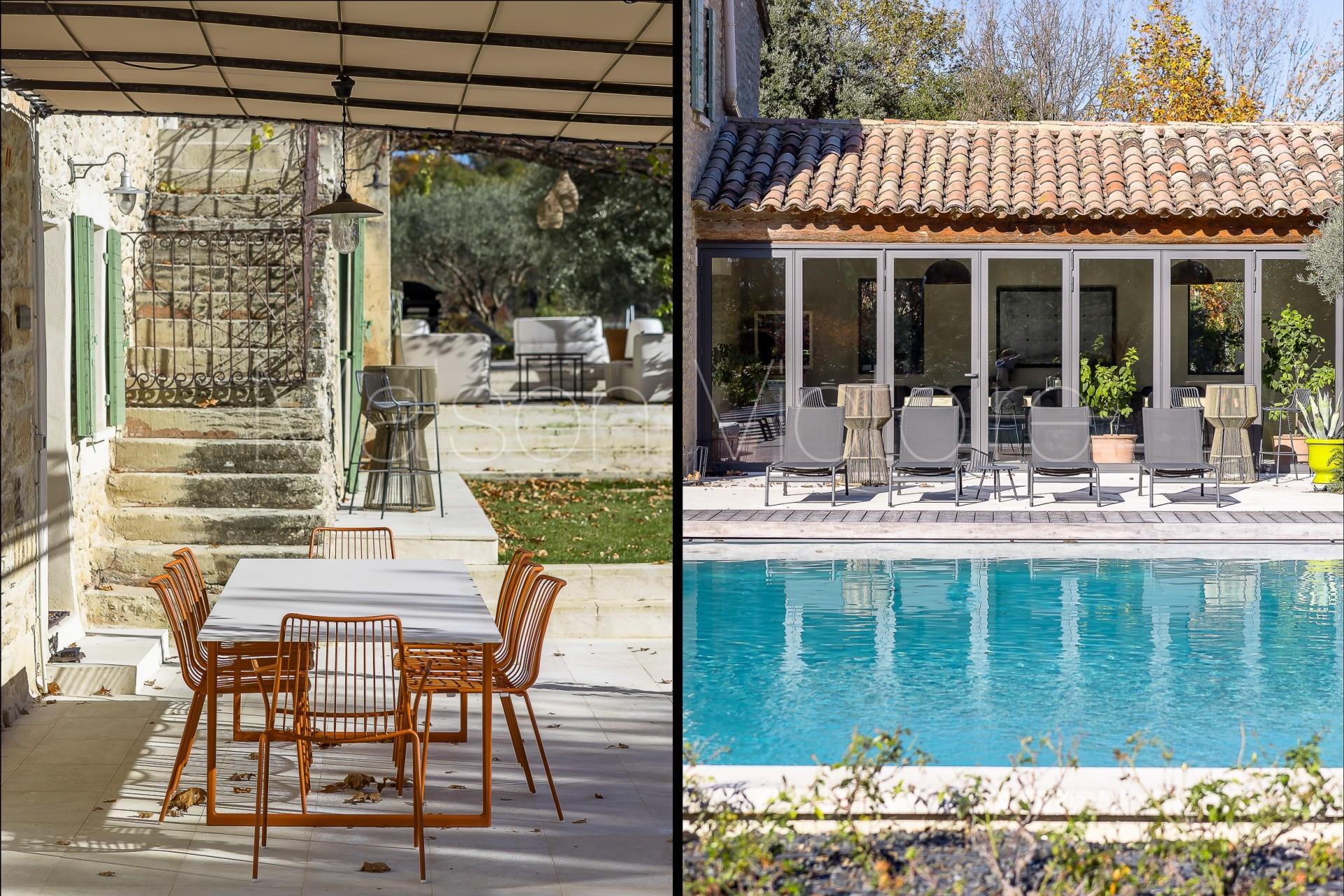 Luxurious farmhouse property and guest houses, set on over 12 ac