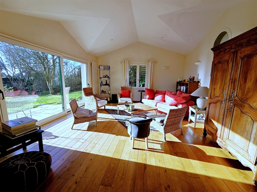 Advert picture