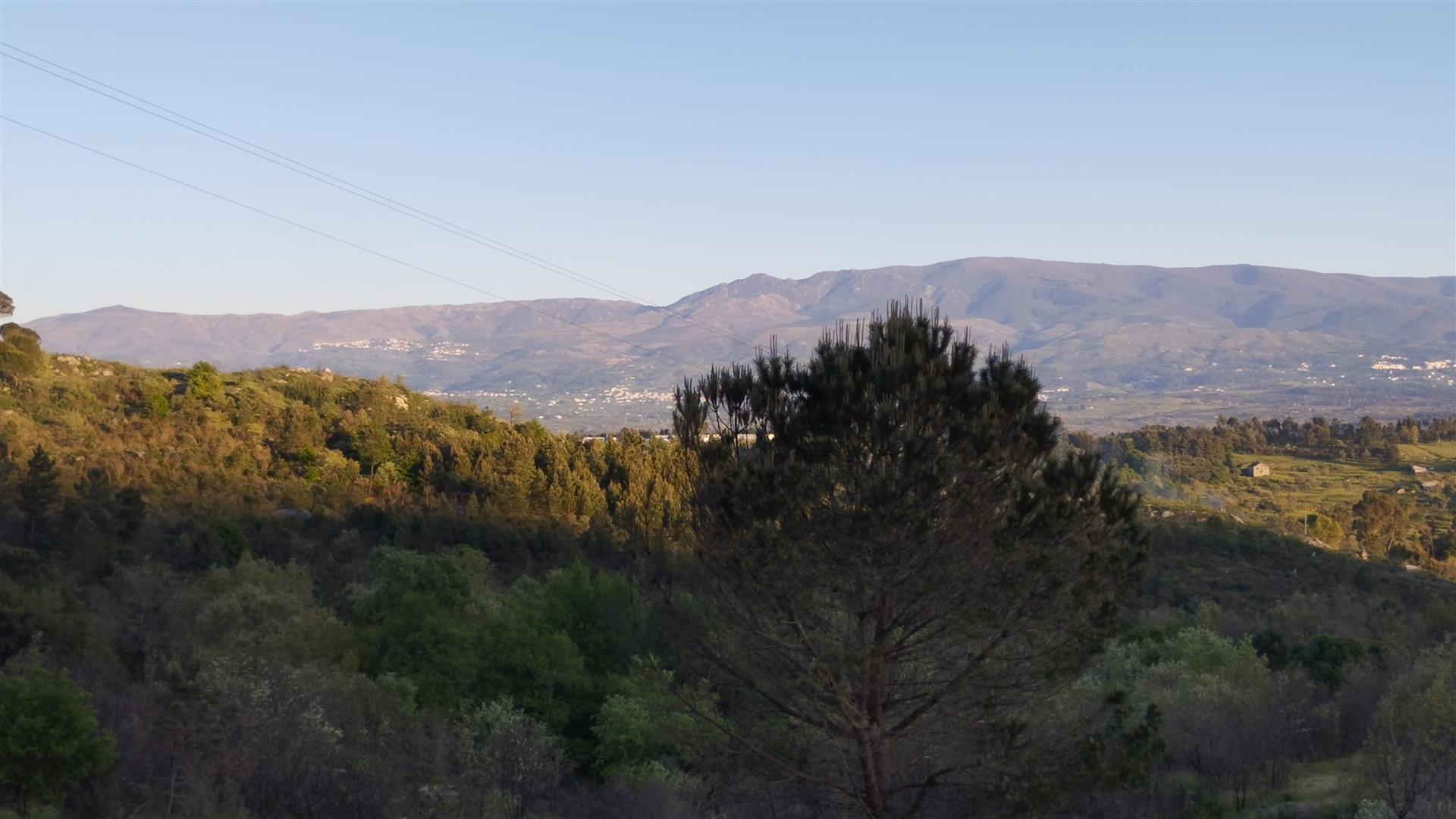 Fantástico terreno y casa en Portugal 