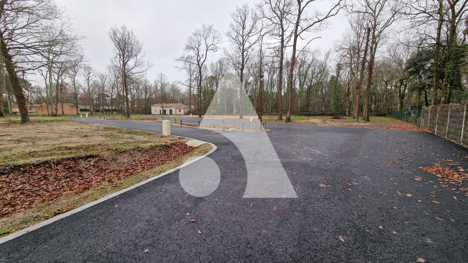 Terrain de 1001m²