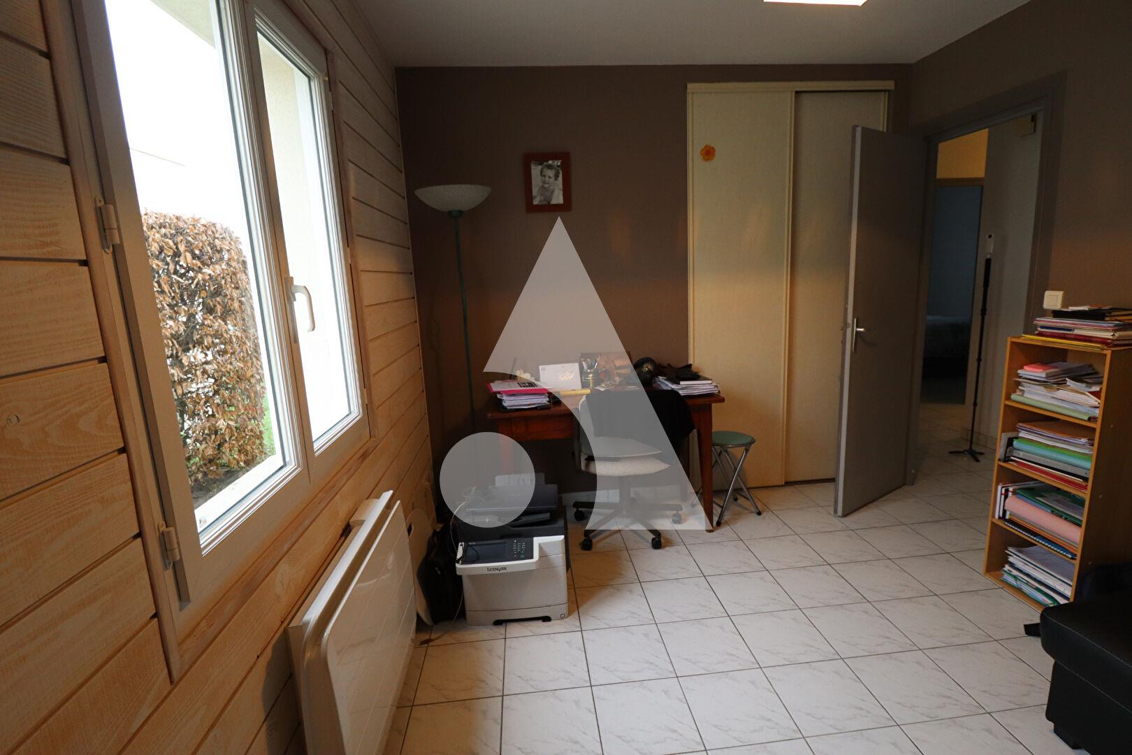 Maison La Tremblade 7 pièce(s) 135 m2