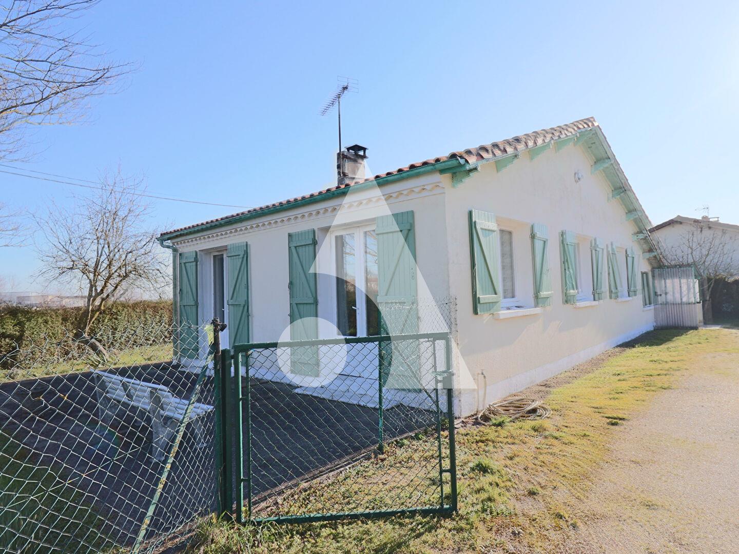 Maison des années 60, sur grand terrain