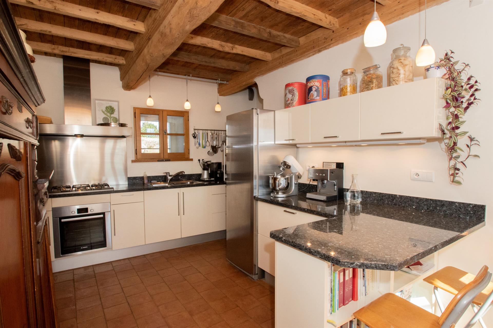 Beautifully Restored Winery with Swimming Pool and Gîte Possibility