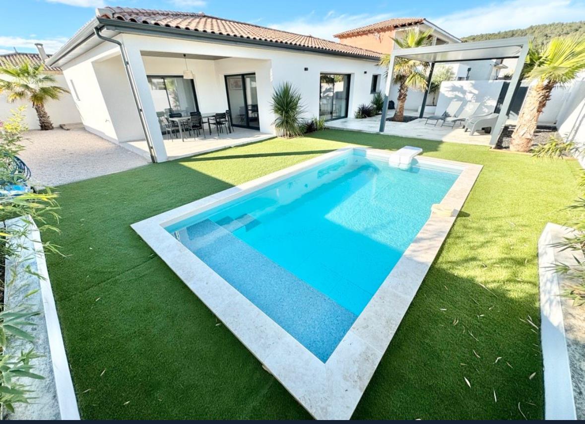 4-sided single-storey villa 150 m²