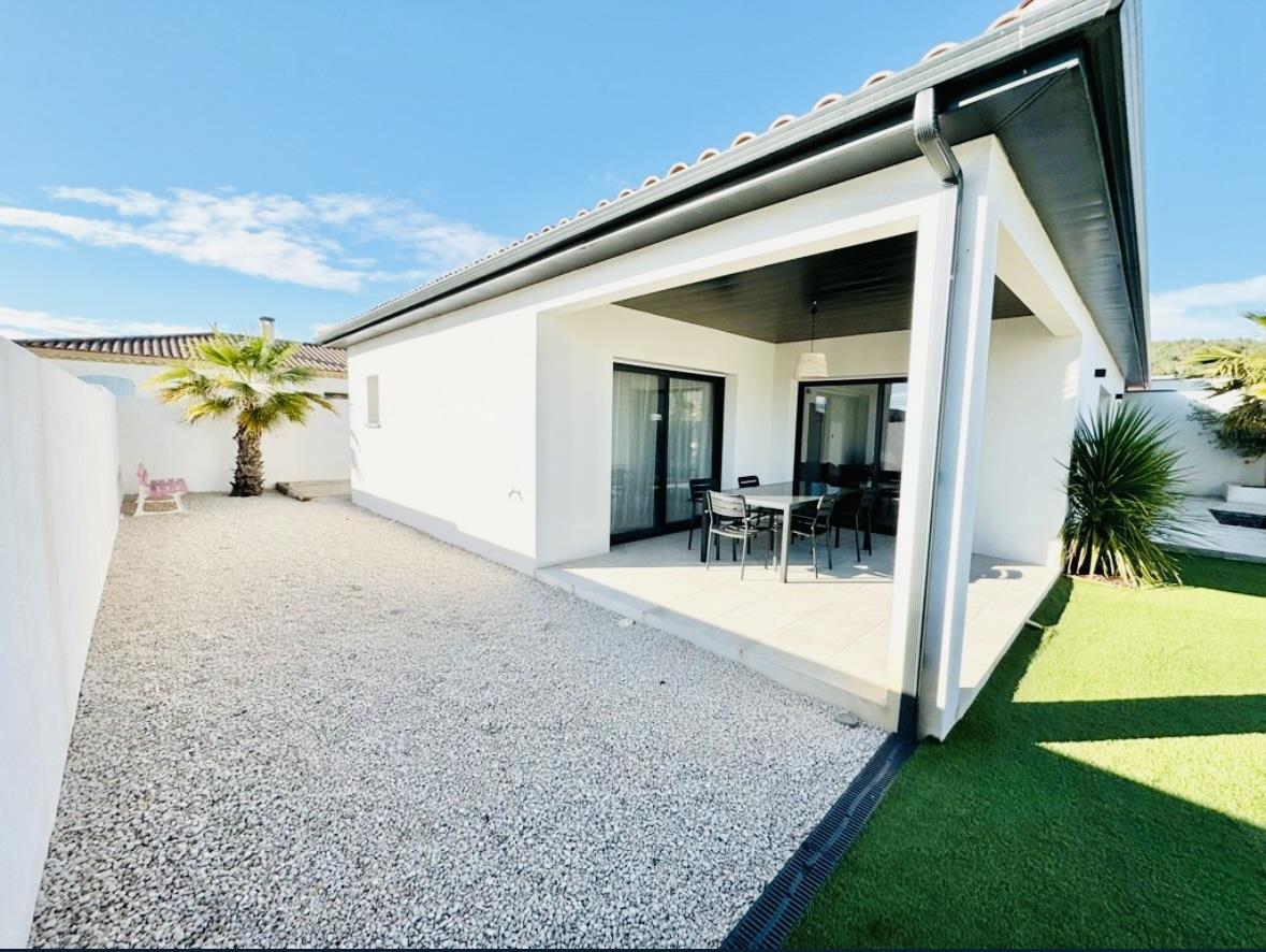 4-sided single-storey villa 150 m²