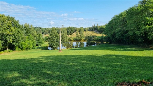 Property for Sale : Lake in Abjat-Sur-Bandiat. Price: 48 000 €