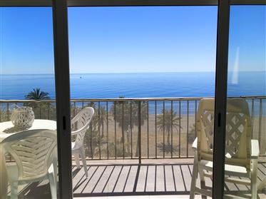 Renovated apartment for sale with swimming pool in front of the beach of San Cristobal, Almuñecar