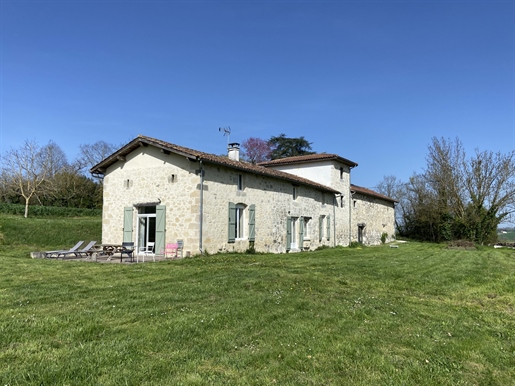 Beautiful country property with views near Nérac