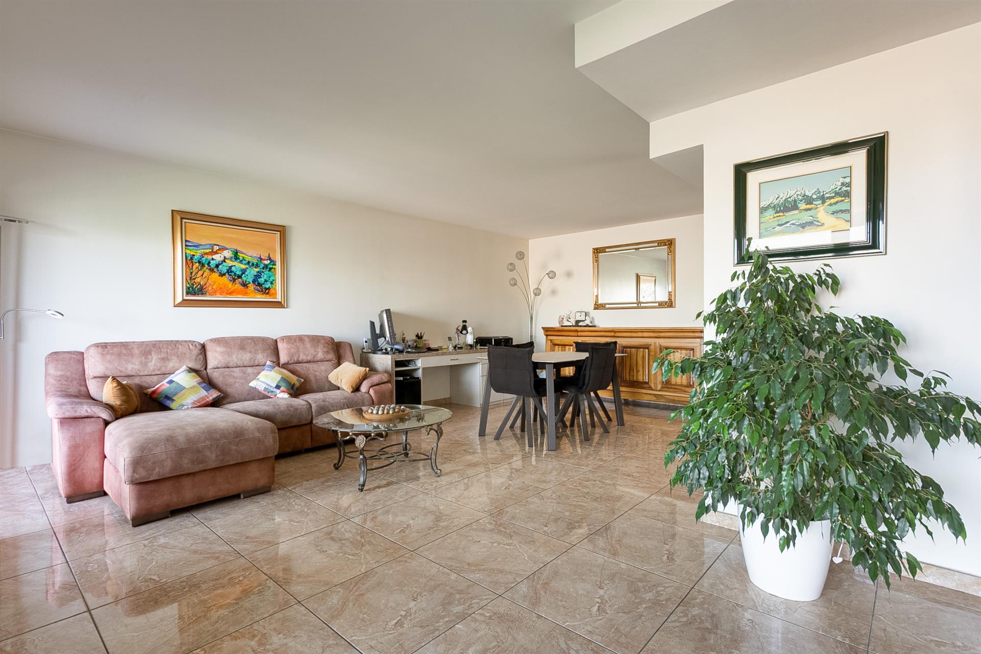 4-Room duplex apartment top floor with terraces and panoramic views in the center of Aix-en-Provence