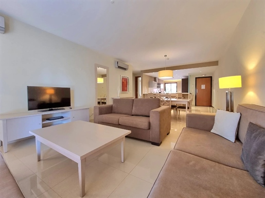 Luxurious 2-bedroom apartment in Golf das Amendoeiras, Algarve