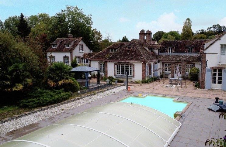Charming property that belonged to Jean Gabin