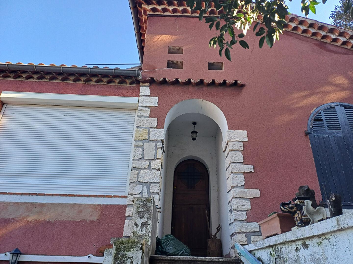 House of 70 m2 in a quiet area + garden in Alès